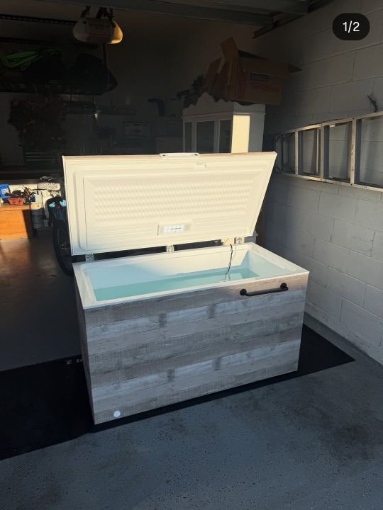 Prestige Hyperbaric™ Luxury Cold Plunge — Medium (The Solo, 110 Gallon)