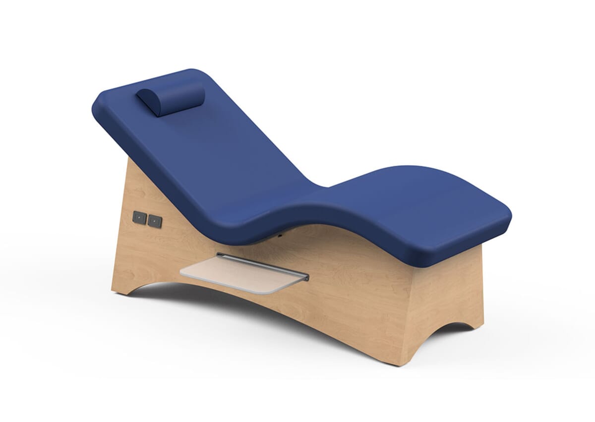 Oakworks Curva Zero-Gravity Lounger