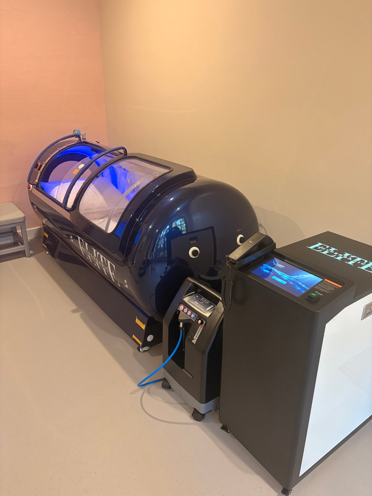 2024 Elite  Elite Ultra 2 36″D Hyperbaric Oxygen Chamber | 2.0 ATA — Used Hyperbaric Chamber